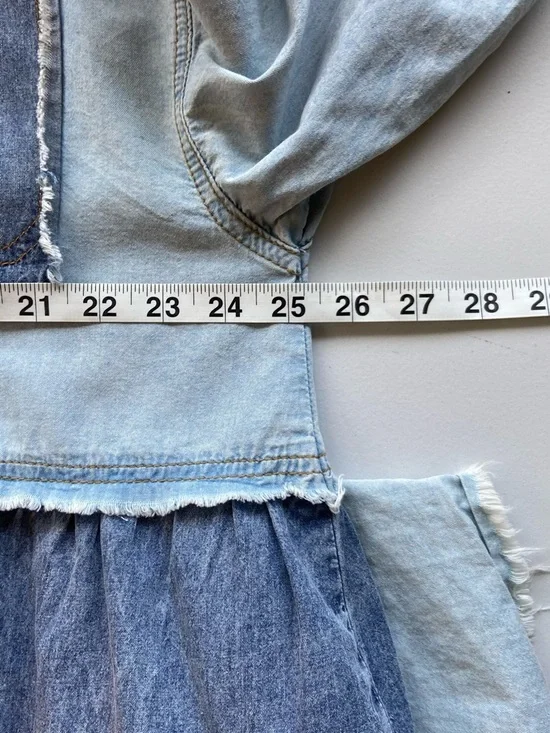 POL chambray Denim Babydoll Mini Dress Sz Medium Tiered Colorblock Overs - Picture 11 of 13